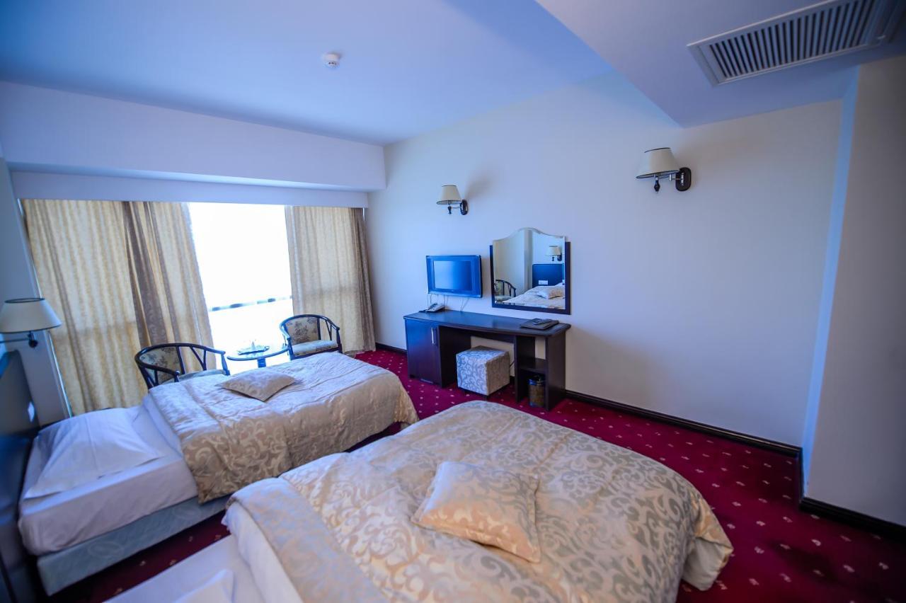 Hotel Esplanada トゥルチャ エクステリア 写真