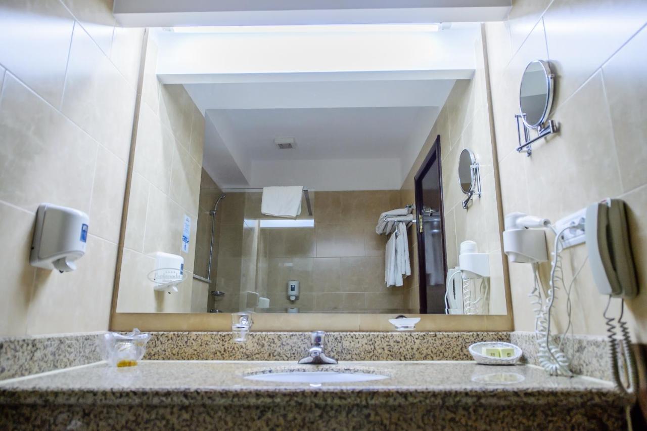 Hotel Esplanada トゥルチャ エクステリア 写真