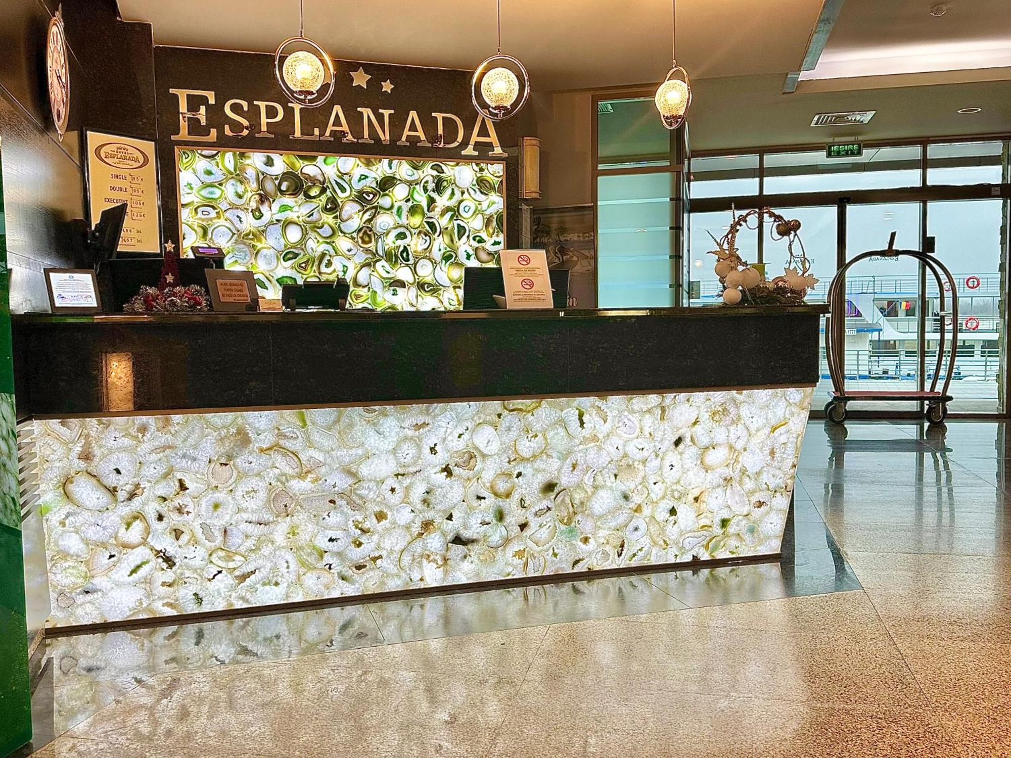 Hotel Esplanada トゥルチャ エクステリア 写真