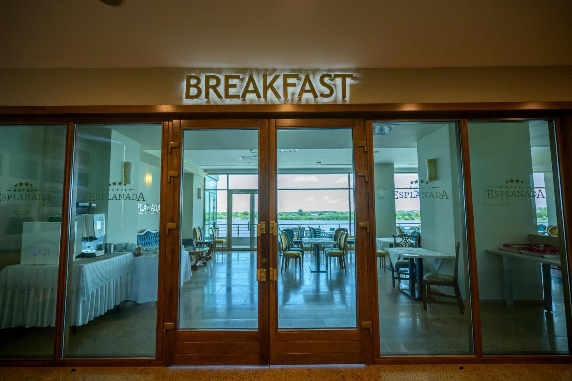Hotel Esplanada トゥルチャ エクステリア 写真